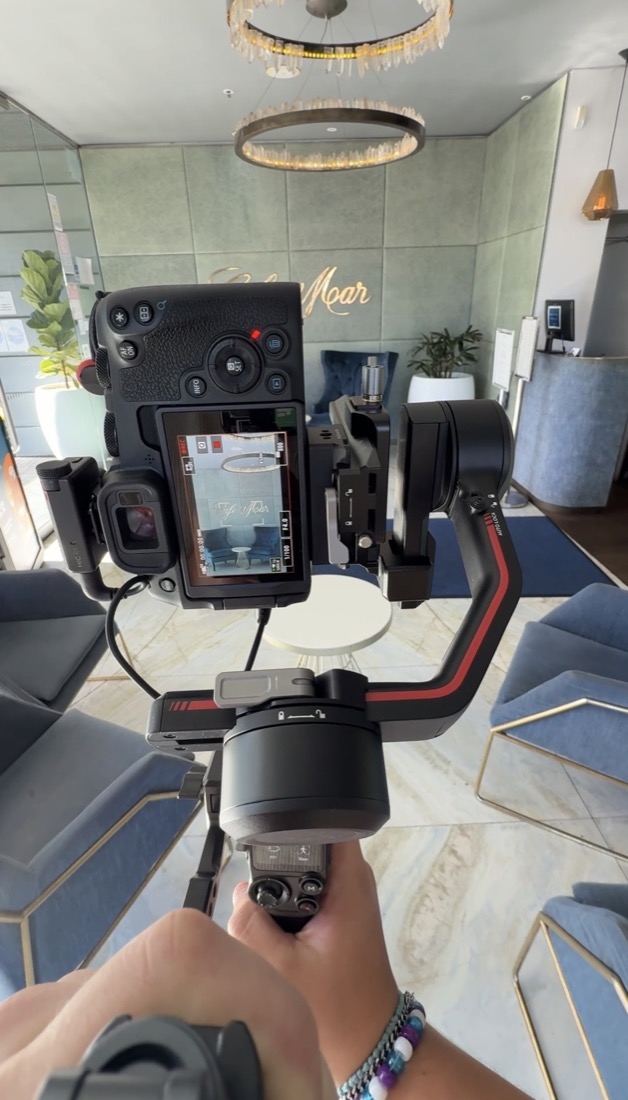 CLEAN.COMPS camera and gimbal filming inside a commercial venue